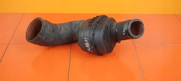 Volvo S80 Intercooler hose/pipe 31274411 D5244T14