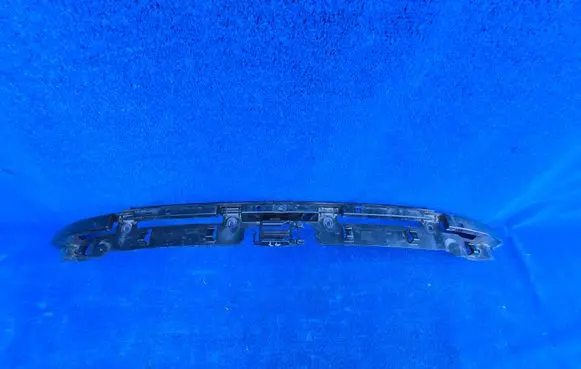 BMW Z4 E89 Rear bumper mounting bracket 7192042