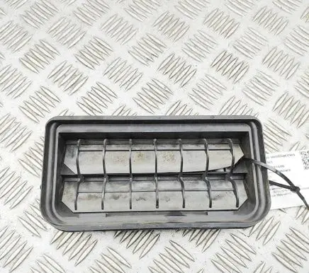 Volkswagen PASSAT CC Quarter panel pressure vent 3C0819465