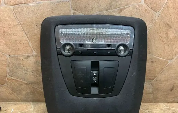 BMW 7 F01 F02 F03 F04 Front seat light 533939