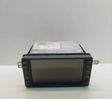 Mitsubishi Pajero Radio/CD/DVD/GPS head unit 8750A239