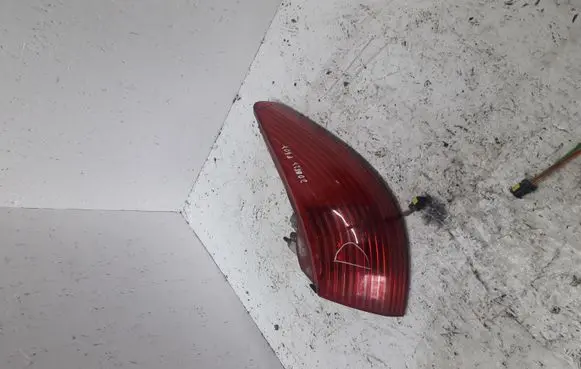 Peugeot 607 Rear/tail lights