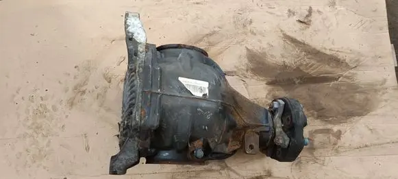 Mercedes-Benz CLS C218 X218 Rear differential A1713510108 A2033510705 A2183502502