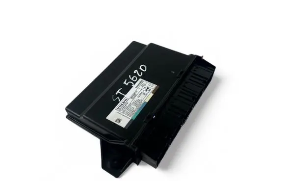 Volvo V70 Central body control module 30659958