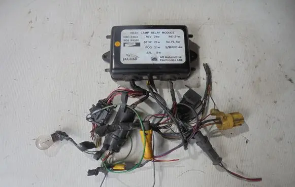 Jaguar XJ SERIE 3 Xenon control unit/module DBC2263