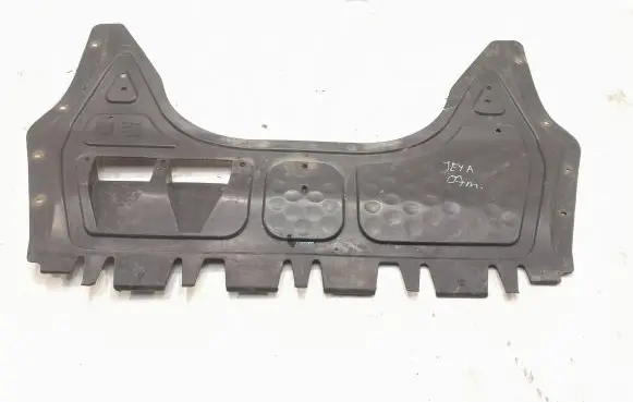 Volkswagen Jetta V Engine splash shield/under tray 1K0825237J