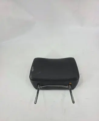 Volkswagen Golf II Front seat headrest 