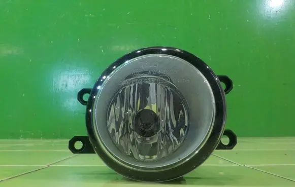 Toyota Urban Cruiser XP110 Front fog light PRAWY UP201
