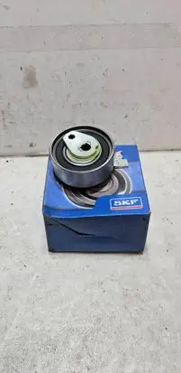Opel Omega A Generator/alternator belt tensioner 5636429 979311 7085784