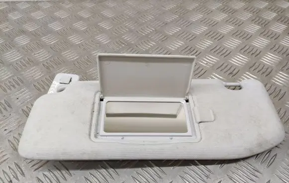 Peugeot 208 Sun visor