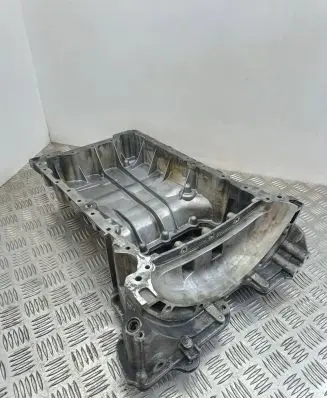 Mercedes-Benz C W204 Oil sump R6420140702 A6420100928