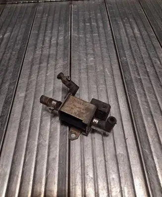 Audi A6 S6 C5 4B Turbo solenoid valve 028906283H 72161000