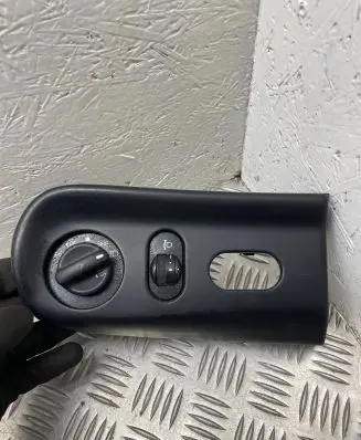 Ford Mondeo MK II Light switch 97BB10b838acw