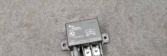 BMW X5 E70 Ignition relay 7661503