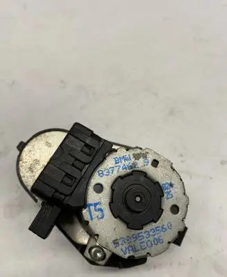 BMW 5 E39 A/C air flow flap actuator/motor 8378090
