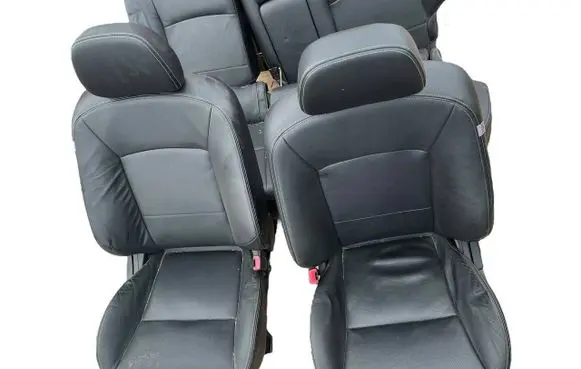 Seat set