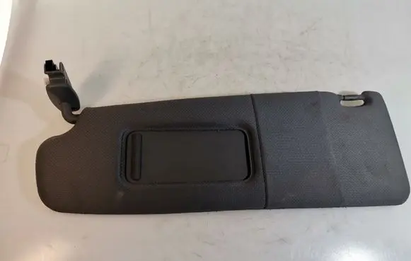 Audi TT Mk1 Sun visor clip/hook/bracket 