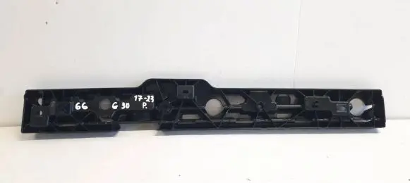 BMW 5 G30 G31 Front bumper mounting bracket 51777387346