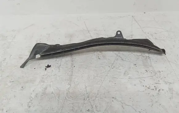 Honda Civic IX Fender end trim 