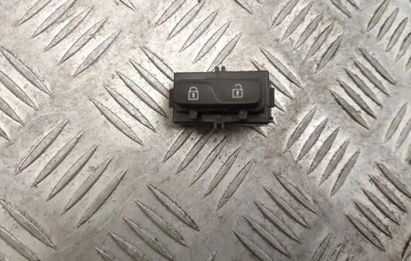 Volvo XC60 Central locking switch button 31318988