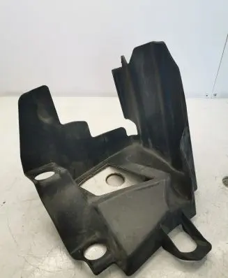 Jeep Grand Cherokee Air filter box cover 05038549AC