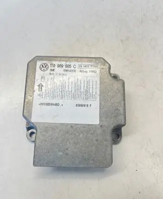 Volkswagen Touran I Airbag control unit/module 1T0909605C 0038BD0H4BD 09H025S1500
