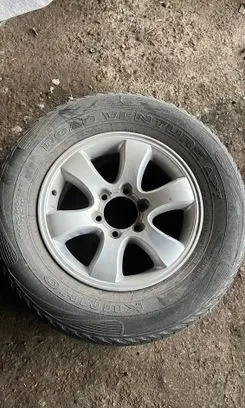 Toyota Land Cruiser (J120) R17 spare wheel