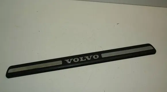Volvo XC70 Sill/side skirt trim 8659960