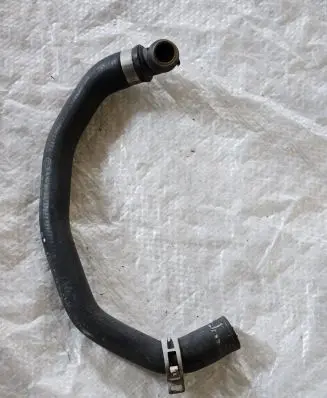 Mercedes-Benz GL X164 Engine coolant pipe/hose A1645060035