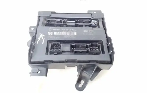 Audi A5 8T 8F Comfort/convenience module 8K0907064CP