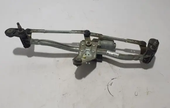 Front wiper linkage