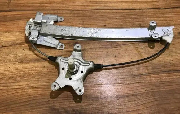 Nissan Almera Sliding door window regulator with motor