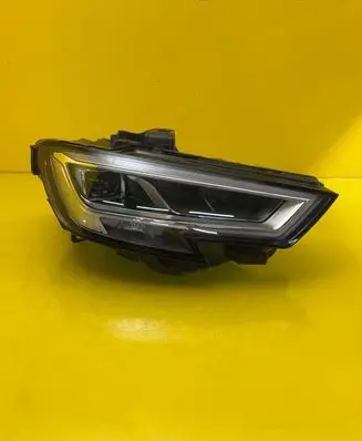Audi A3 S3 8V Headlight/headlamp 8V0941774K