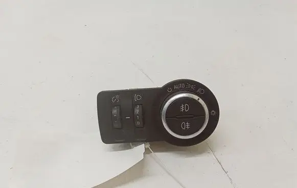 Opel Insignia A Light switch 13268694