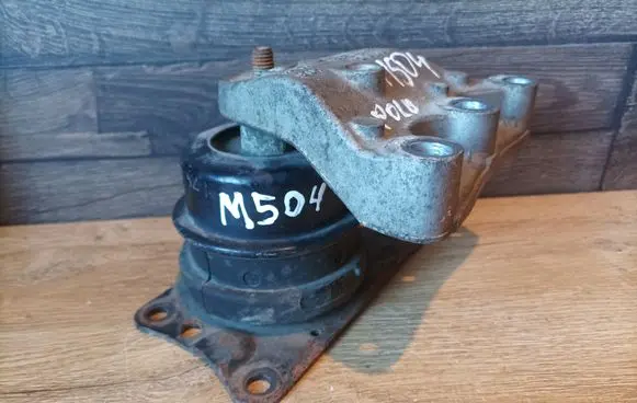 Volkswagen Polo Engine mount bracket 600199185R