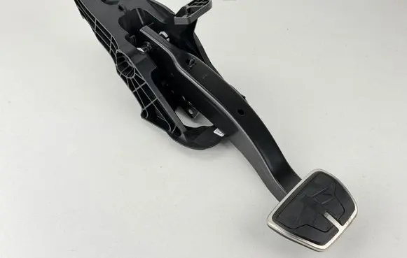 BMW i4 Brake pedal 689111801 14145710 76564715796