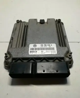 Volkswagen Touran I Engine control unit/module 03G906016A 1039S02834 0281010731