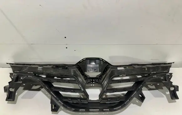 Renault Clio V Engine bonnet/hood lock trim molding 622567196R