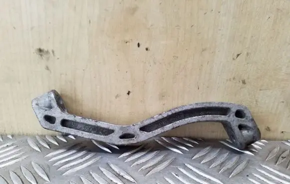 Volkswagen Golf Plus Gearbox mounting bracket 1K0199359F