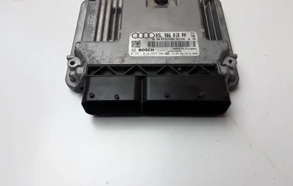 Audi Q3 8U Engine control unit/module 03L906018PH