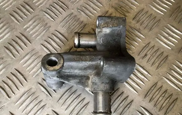 Opel Vectra C Engine coolant pipe/hose 90573652 C547620