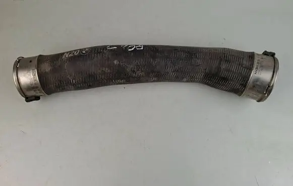 BMW X3 F25 Intercooler hose/pipe 7597591 15475810