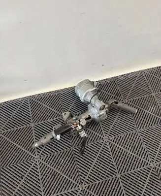 Lexus ES 300h (7th Gen) Electric power steering pump 4525016750