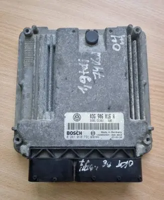 Volkswagen Touran I Engine control unit/module 03G906016A 1039S02834 0281010731