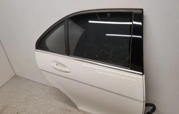 Mercedes-Benz C W204 Rear door A2047302200