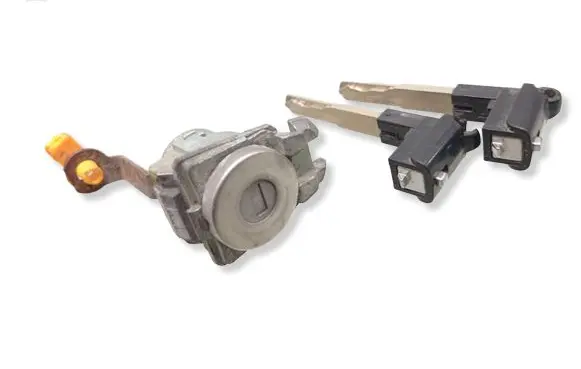 Subaru Forester SH Front door lock (next to the handle) 