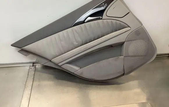 Mercedes-Benz E W211 Rear door card panel trim A2117305163 211B171 8161455