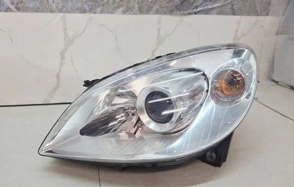 Mercedes-Benz B W245 Headlight/headlamp A1698207761 0301247201 197500600