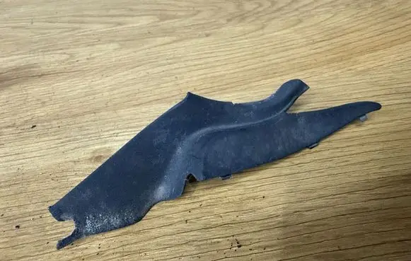 Volvo V70 Windshield trim 9190479