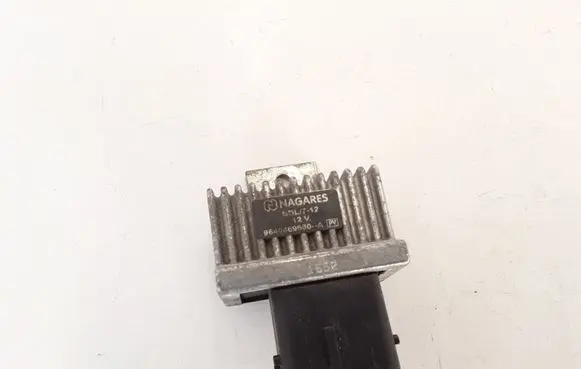 Renault Trafic II (X83) Glow plug pre-heat relay 9640469680